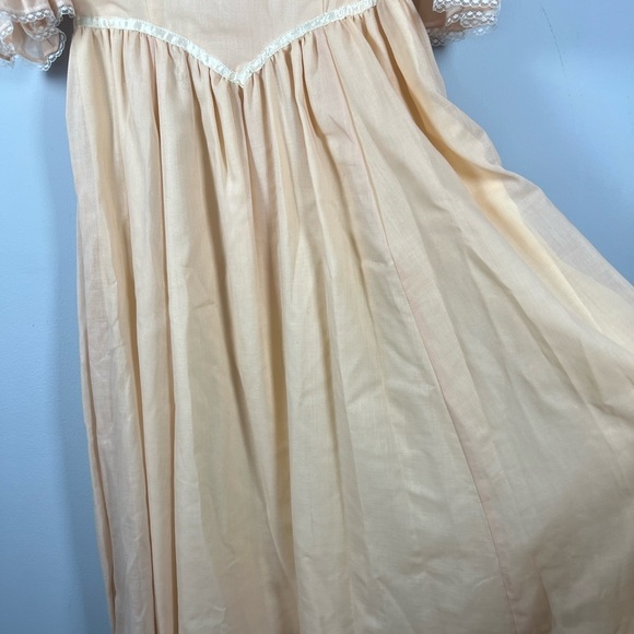 Gunne Sax Jessica McClintock Romantic Renaissance Bridal Collection Maxi Dress - Picture 3 of 15
